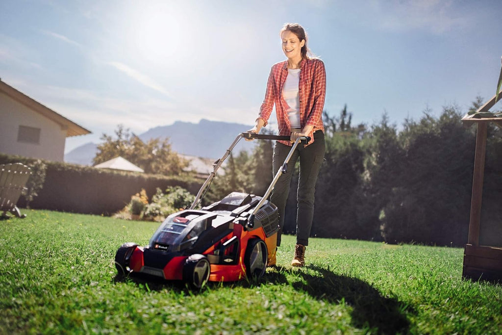 Akku Rasenmäher GE-CM 43 Li M 43 cm 36V Brushless 600 m² 63L Fangkorb 2x Akku 2x Ladegerät Mulchfunktion