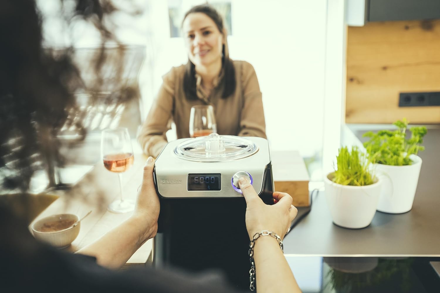 Kompakt Eismaschine & Joghurtbereiter EZ 7407 mit Kompressor 1,2 L 2-in-1 Eis Sorbet Frozen Joghurt inkl Zubehör
