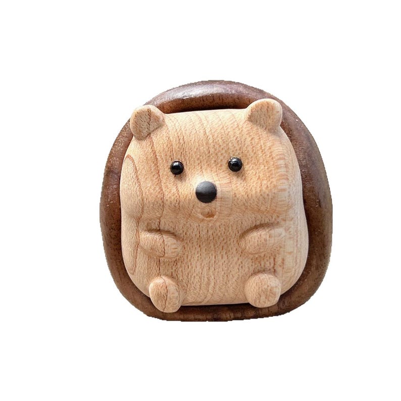 Handgeschnitzter Igel Sorgenstein aus Buchen- und Walnussholz, Zen Schreibtischfigur, Waldtier, 5,1 x 5 x 4,2 cm