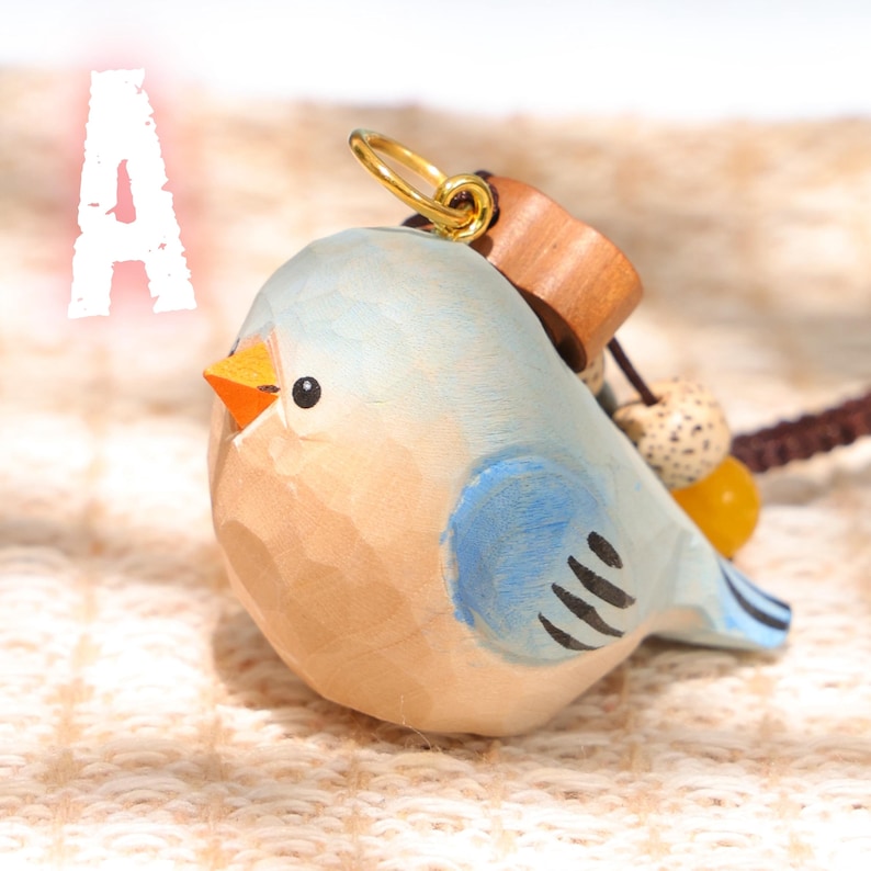 Handgeschnitzter Holz-Fettvogel Schlüsselanhänger, bunter Vogel Taschenanhänger, handgefertigtes Mini Vogel Ornament, einzigartiges Geschenk für Vogelliebhaber