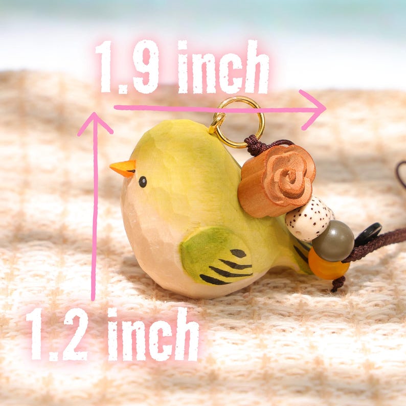 Handgeschnitzter Holz-Fettvogel Schlüsselanhänger, bunter Vogel Taschenanhänger, handgefertigtes Mini Vogel Ornament, einzigartiges Geschenk für Vogelliebhaber