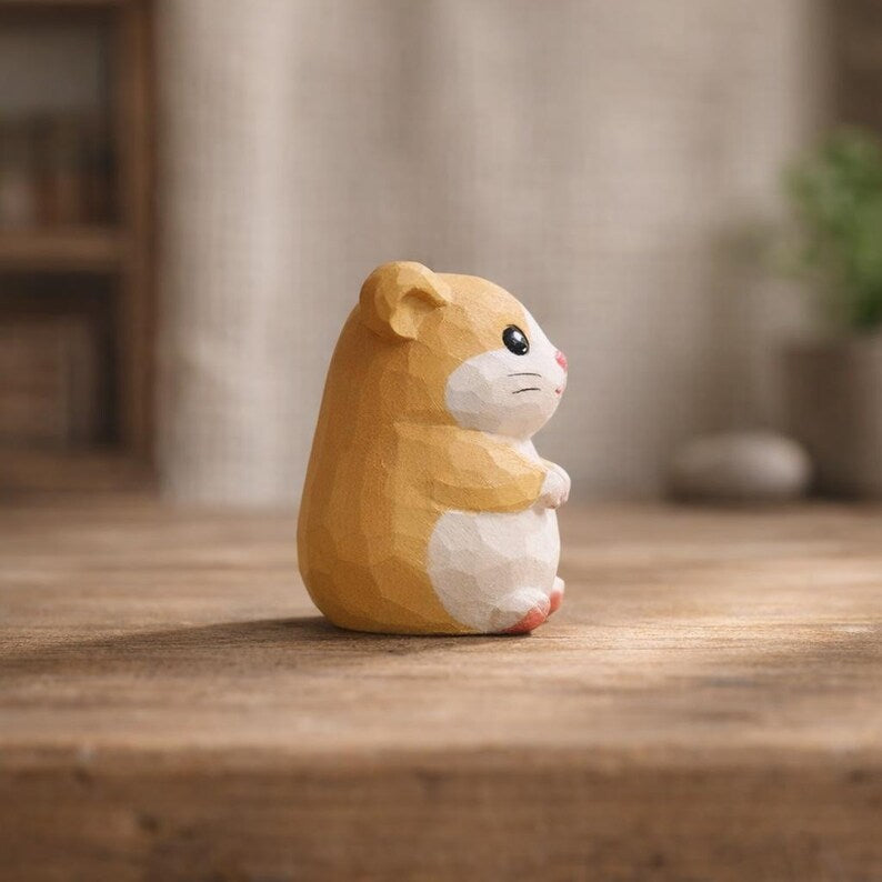 Handgeschnitzte Mini Hamster Holzfigur – Wald Dekor, Schreibtisch Ornament, 3,8 cm