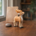 Handgeschnitzte hölzerne Hirschfigur | Kleine Holzschnitzerei Tierstatue | Rustikaler Wald Dekor | Miniatur Hirsch Ornament | Natur Geschenk