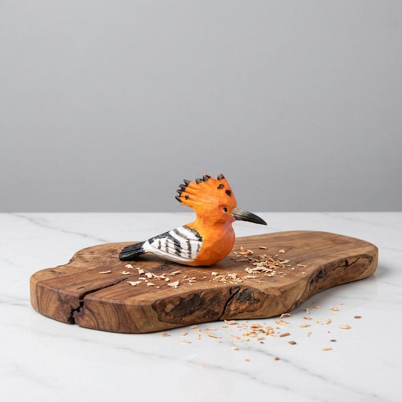 Handgeschnitzte Holz Wiedehopf Figur handbemalt Vogel Ornament rustikale Schreibtisch Dekoration einzigartiges Geschenk für Naturliebhaber