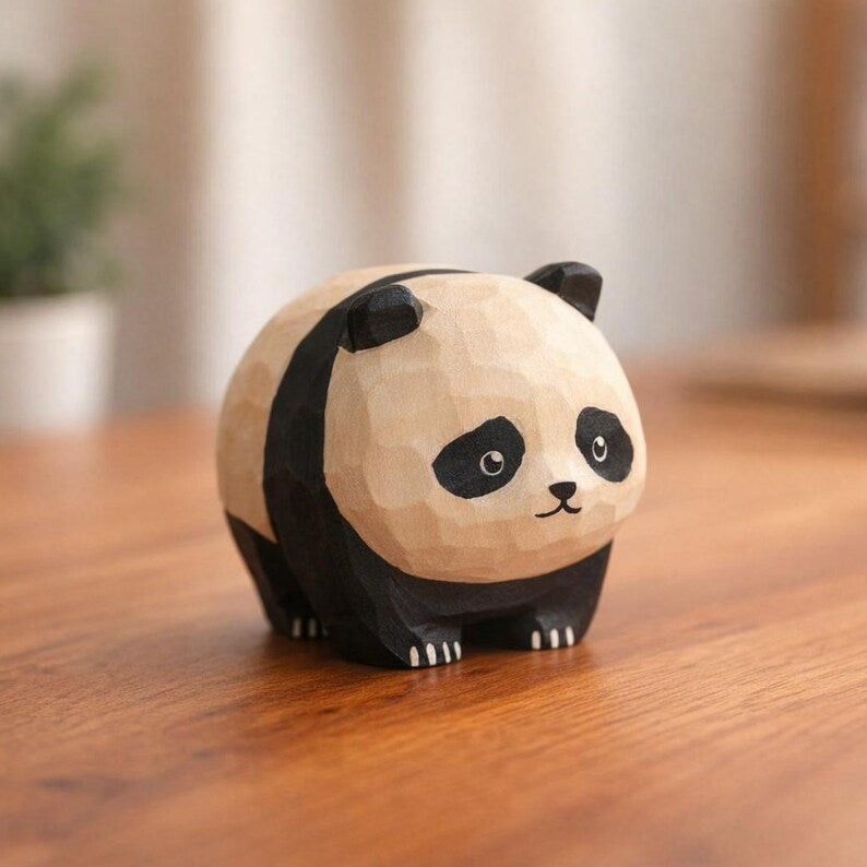 Panda Figur aus Holz | Handgefertigte Tier Dekoration | Niedliches Holz Ornament für Schreibtisch