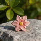 Rosa Handgefertigte Holzblumendekor, Geschnitzte Blumenverzierung, Botanische Regaldekoration