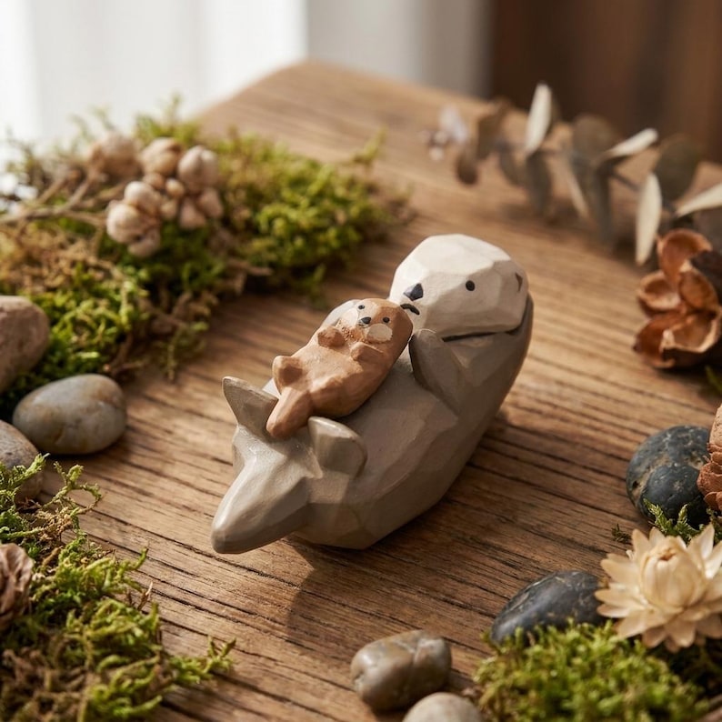 Handgefertigte Otterfamilie aus Holz, Otter- und Babyholzschnitzerei, ländliche Dekoration, Muttertagsgeschenk, Tierskulptur