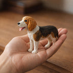 Handgefertigte Holzfigur Beagle | Hund aus Holz Ornament | Schreibtisch Dekor