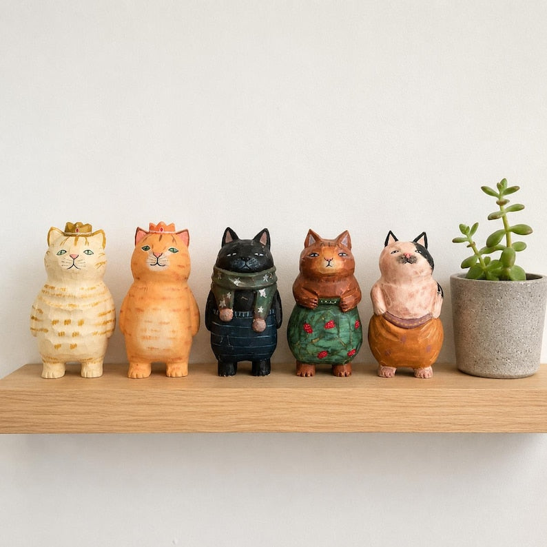 Handgeschnitzte hölzerne Katzenfigur Miniatur Schreibtischdekor