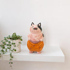 Handgeschnitzte hölzerne Katzenfigur Miniatur Schreibtischdekor
